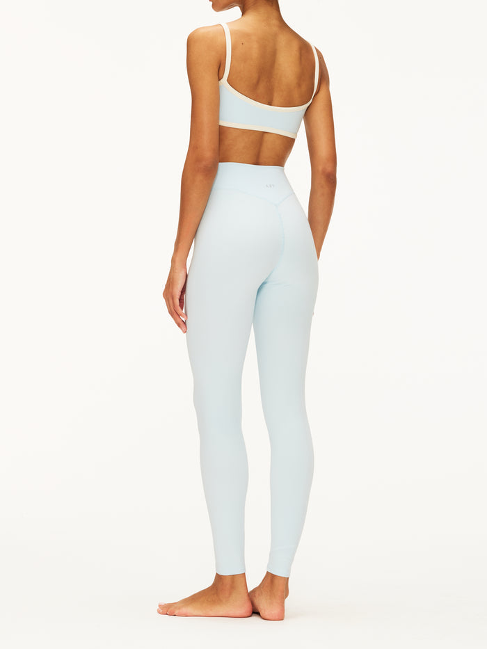 437 The Essentials Legging