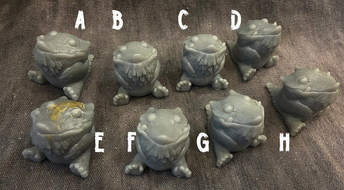 BLANK FAFFNUFF CAST FIGURE- PLAIN GREY