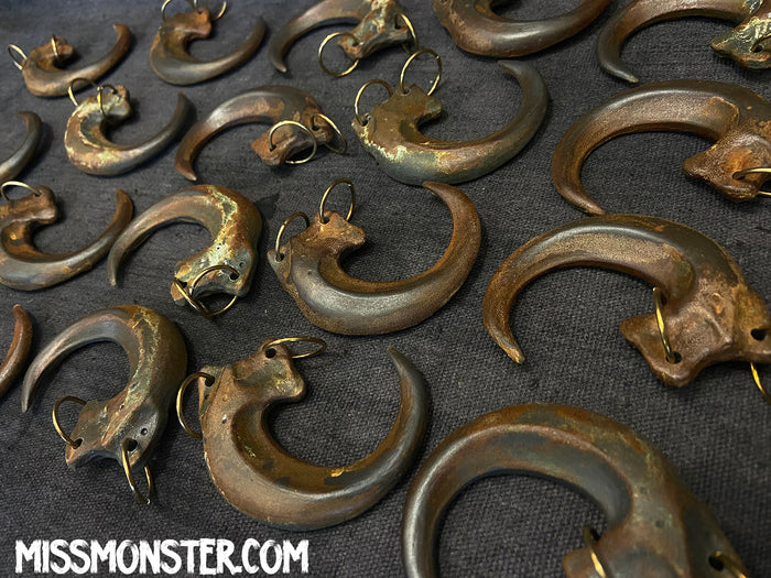 RUSTY IRON CLAW PENDANT